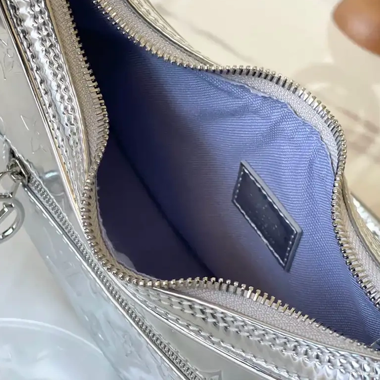 Fashionrepsfam ru 2411YA0182 Bags LV 0507